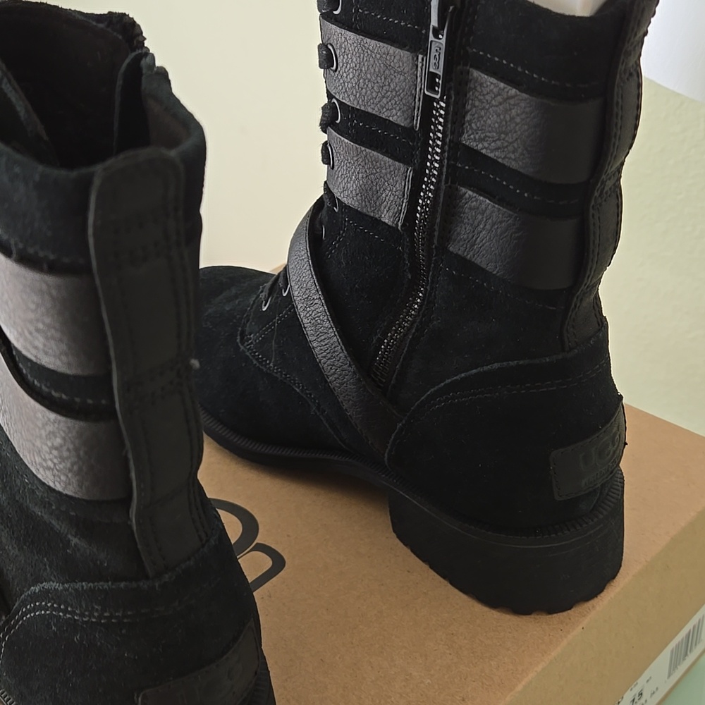 UGG Zia Black Suede Boots Sherpa Lined NWT 7.5 Womens - Picture 12 of 13